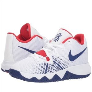 EUC Kyrie Flytrap Shoes -3Y and 1.5Y